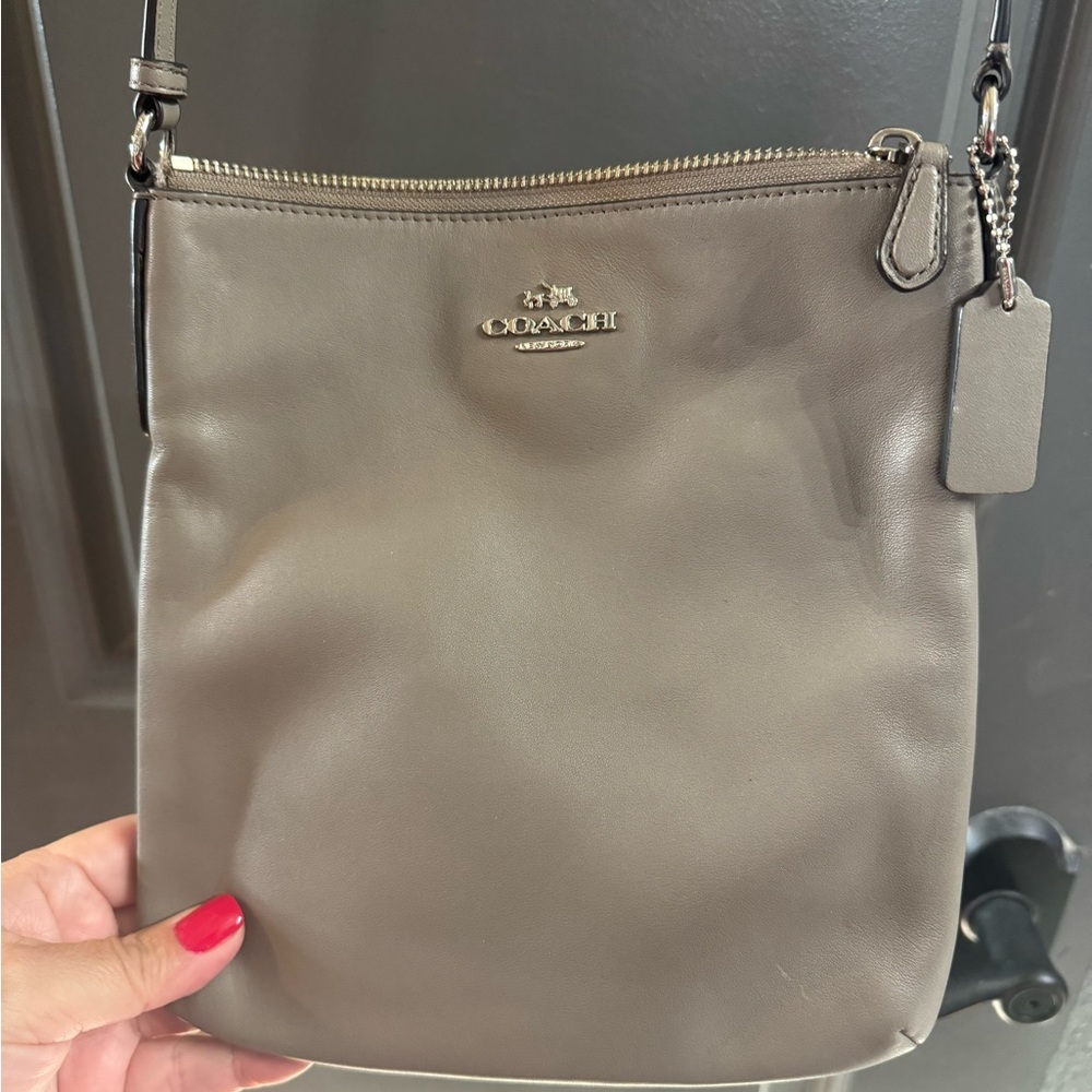 Coach crossbody in gray